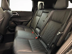 https://vehicle.imgix.net/4307030/70ab8f05-ecee-4cb2-9e6e-0bbf27692a46.jpg