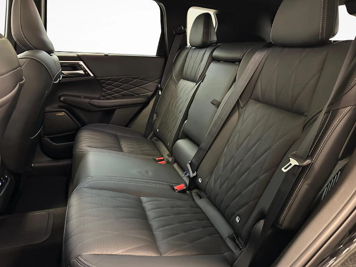 image du véhicule MITSUBISHI OUTLANDER