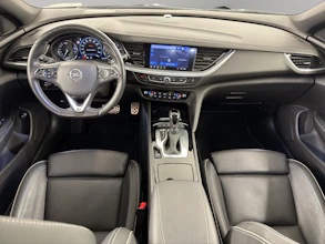 https://vehicle.imgix.net/4307041/92e1e6fe-eaae-4799-b49d-24a393e26b17.jpg