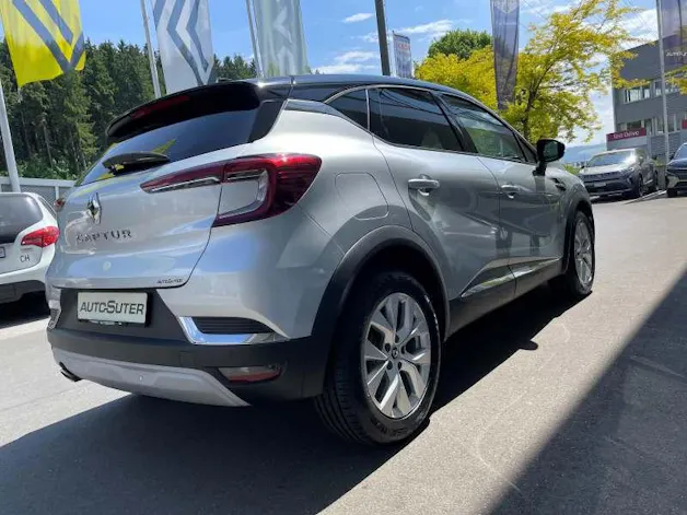 Renault Captur 1.3 TCe 140 Intens EDC