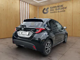 Toyota Yaris 1.5 VVT-i HSD Trend