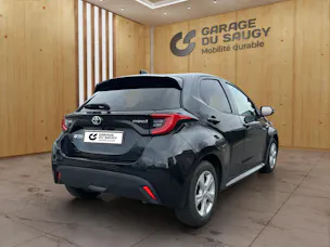 Toyota Yaris 1.5 VVT-i HSD Trend