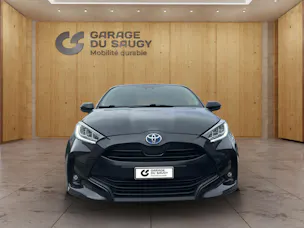 Toyota Yaris 1.5 VVT-i HSD Trend