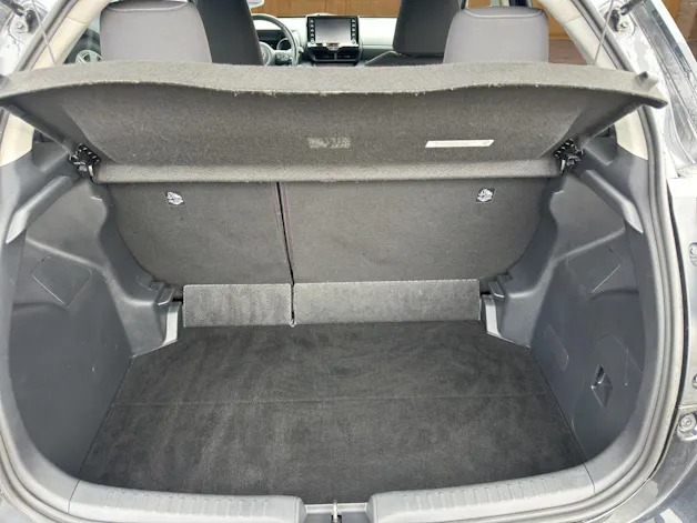 Toyota Yaris 1.5 VVT-i HSD Trend