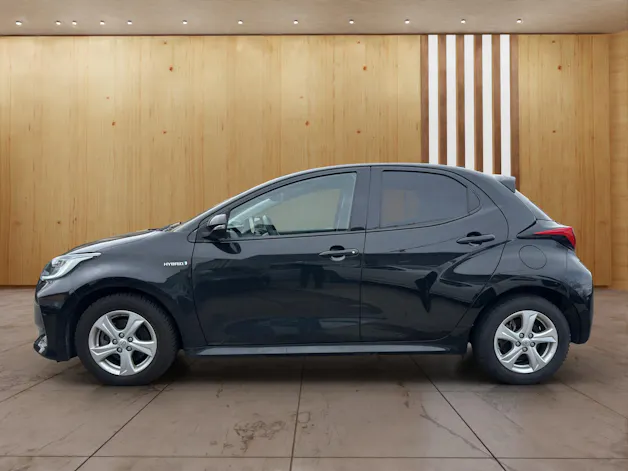 Toyota Yaris 1.5 VVT-i HSD Trend