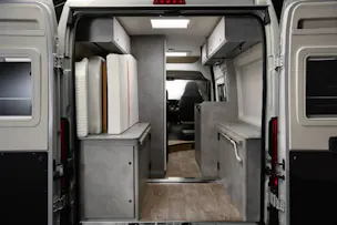 Peugeot Boxer ADVTR 6.0 DF 3.5t  L3H2 2.2BlueHDi 140 CROSSCAMP