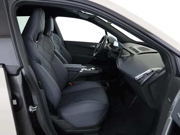 BMW iX xDrive60