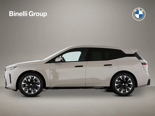 BMW iX xDrive60