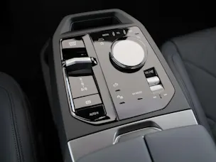 BMW iX xDrive60