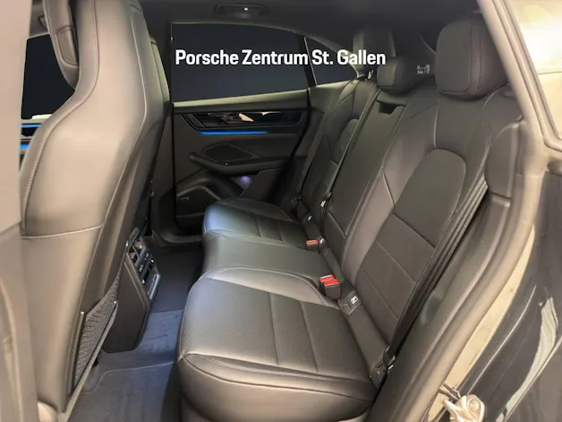 Porsche Macan 4