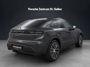 Porsche Macan 4