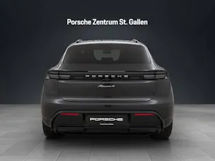 Porsche Macan 4