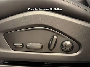Porsche Macan 4