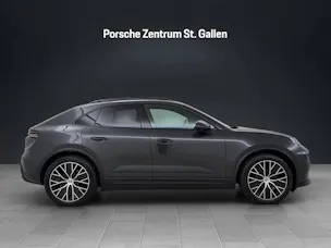 Porsche Macan 4