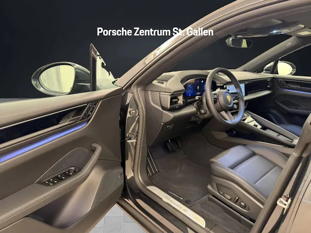 Porsche Macan 4
