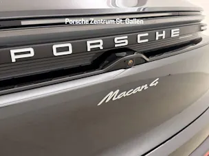 Porsche Macan 4