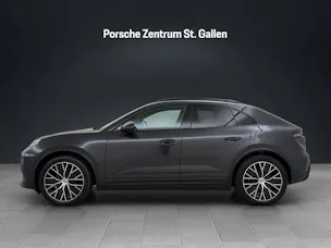 Porsche Macan 4