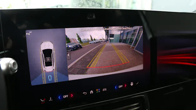 Mercedes-Benz GLB 350 4MATIC with EQ Technology