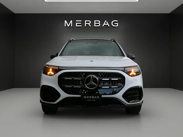 Mercedes-Benz GLB 350 4MATIC with EQ Technology