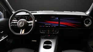 Mercedes-Benz GLB 350 4MATIC with EQ Technology