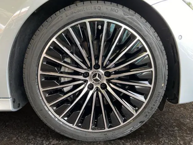 Mercedes-Benz E 200 9G-Tronic 4Matic