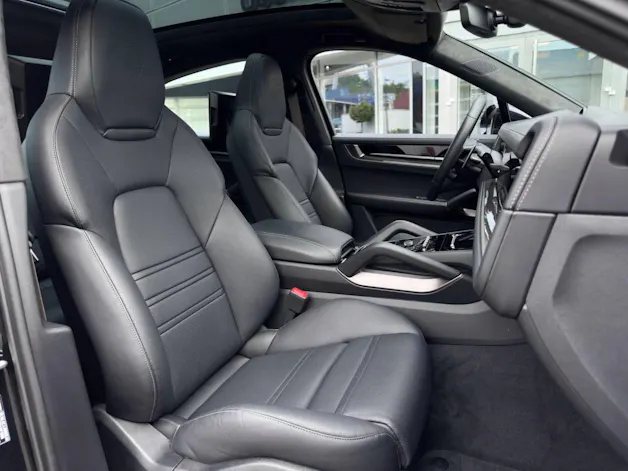 Porsche Cayenne Turbo E-Hybrid Coupé