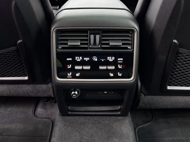 Porsche Cayenne Turbo E-Hybrid Coupé