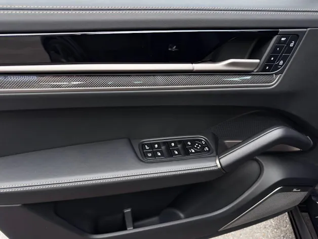 Porsche Cayenne Turbo E-Hybrid Coupé