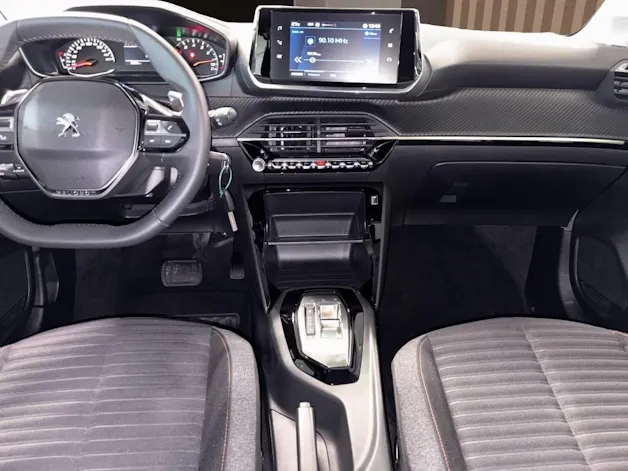 Peugeot 208 1.2 PureTech Active Pack EAT8