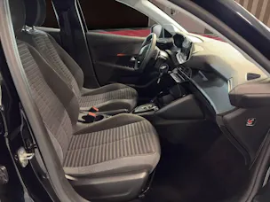 Peugeot 208 1.2 PureTech Active Pack EAT8
