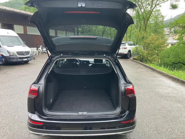 VW Golf 2.0 TSI Alltrack DSG 4Motion