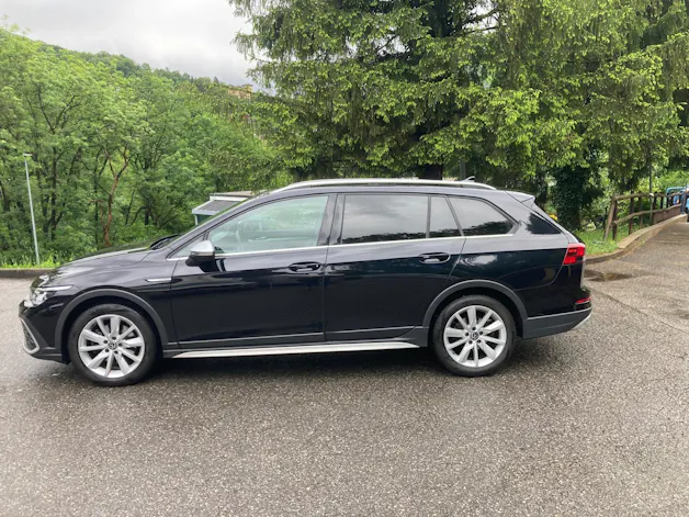VW Golf 2.0 TSI Alltrack DSG 4Motion