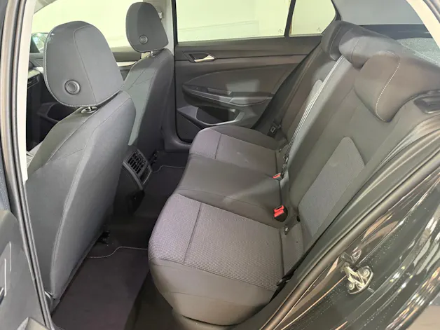 VW Golf 1.5 TSI Basis