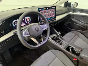 VW Golf 1.5 TSI Basis