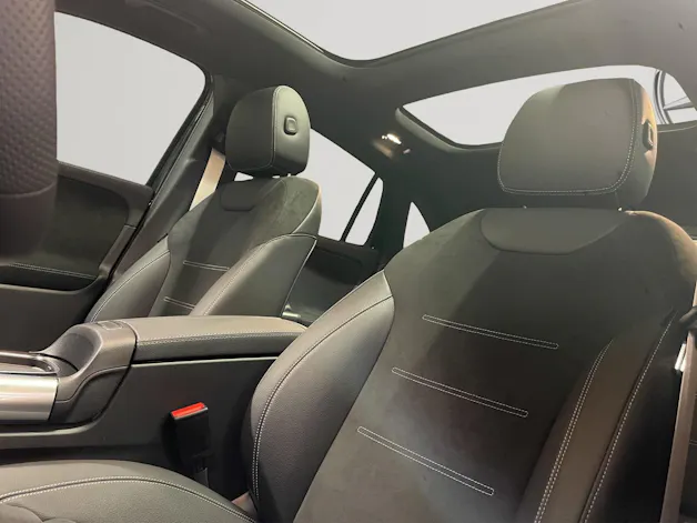 Mercedes-Benz GLA 250 4Matic 8G-DCT Swiss Star
