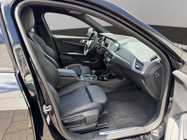 BMW 118i Pure M Sport Steptronic