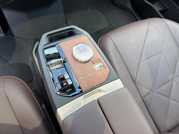 BMW iX xDrive50