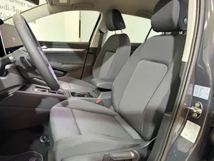 VW Golf 1.5 e TSI mHEV Basis DSG