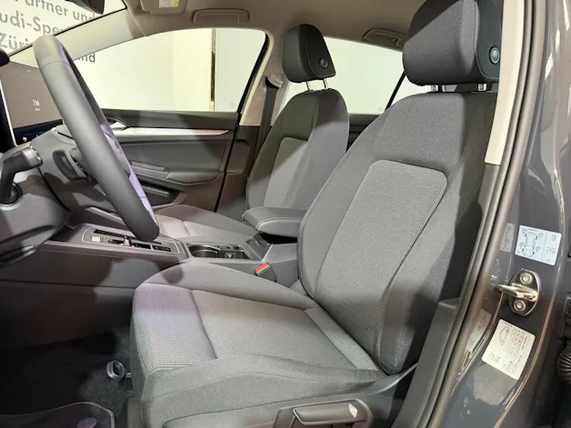 VW Golf 1.5 e TSI mHEV Basis DSG