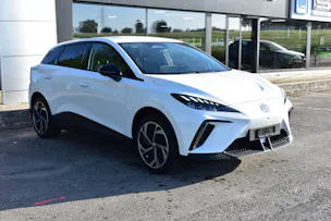 MG 4 EV 64kWh Premium