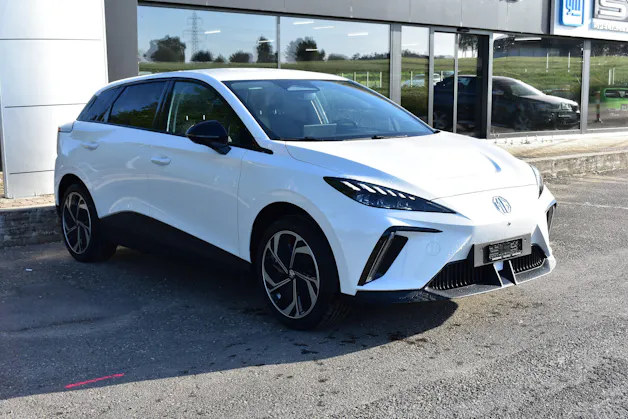 MG 4 EV 64kWh Premium