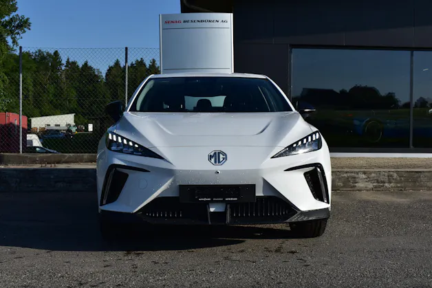 MG 4 EV 64kWh Premium