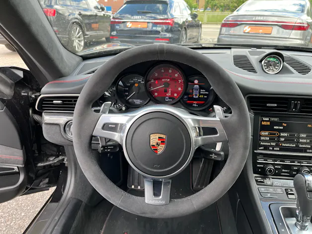 Porsche 911 Carrera 4 GTS PDK