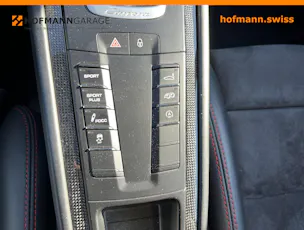 PORSCHE 911 Carrera 4 GTS PDK / Porsche Garantie bis Juli 2027 / Frisch ab grossem Porsche Service