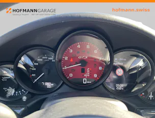 PORSCHE 911 Carrera 4 GTS PDK / Porsche Garantie bis Juli 2027 / Frisch ab grossem Porsche Service