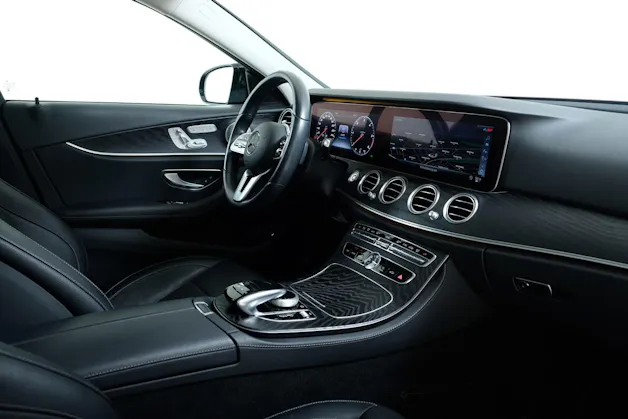 Mercedes-Benz E 220 d 4Matic 9G-Tronic