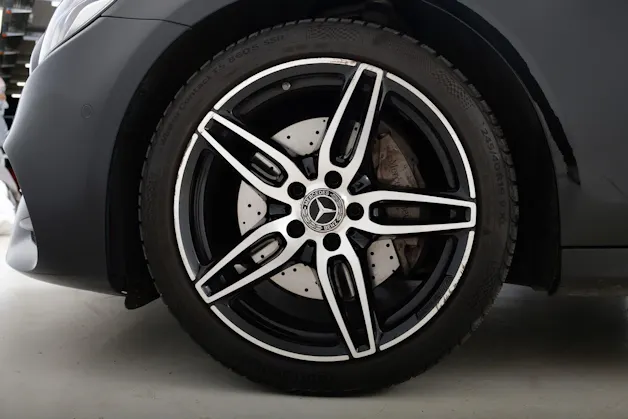 Mercedes-Benz E 220 d 4Matic 9G-Tronic