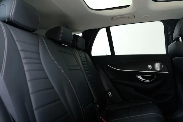 Mercedes-Benz E 220 d 4Matic 9G-Tronic