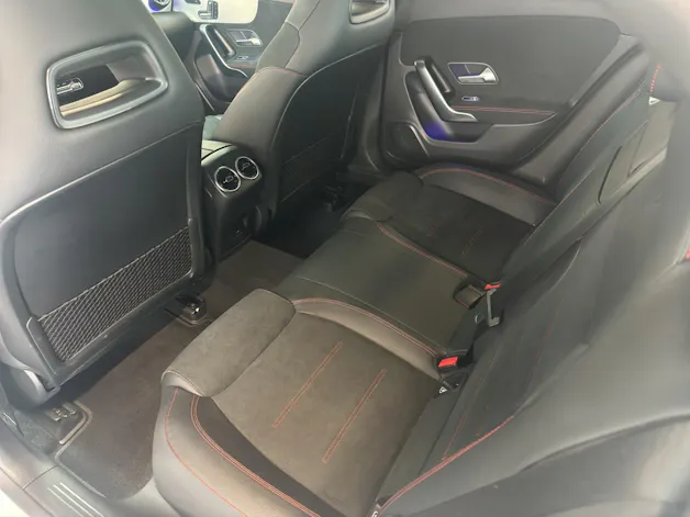 Mercedes-Benz A 35 AMG 4Matic Speedshift