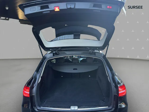 Mercedes-Benz E 200 Avantgarde 4 Matic 9G-Tronic